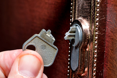 key broken off 2