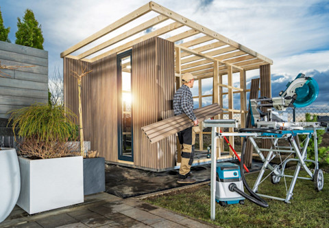 building a garden house 2