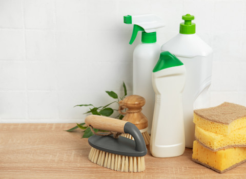 matt kitchen cleaning 3