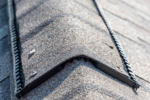 securing ridge tiles 04