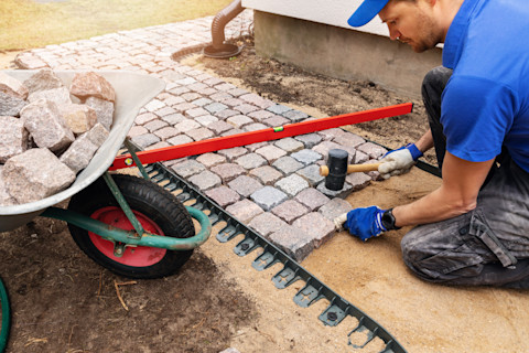garden-landscaping-cost-06.jpg