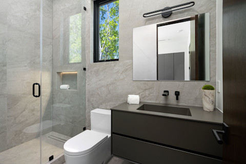 simple bathroom 04