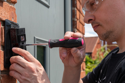 doorbell installation04