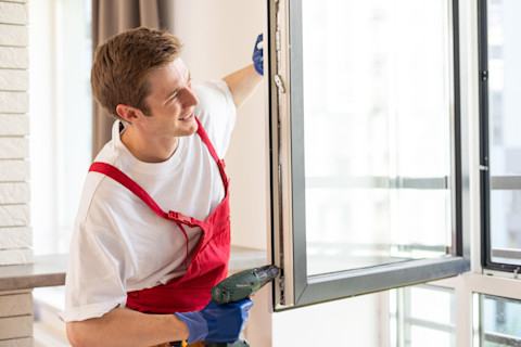 Installing HR glass 2
