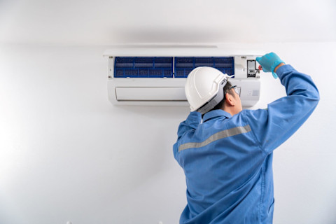 installing air conditioning 3