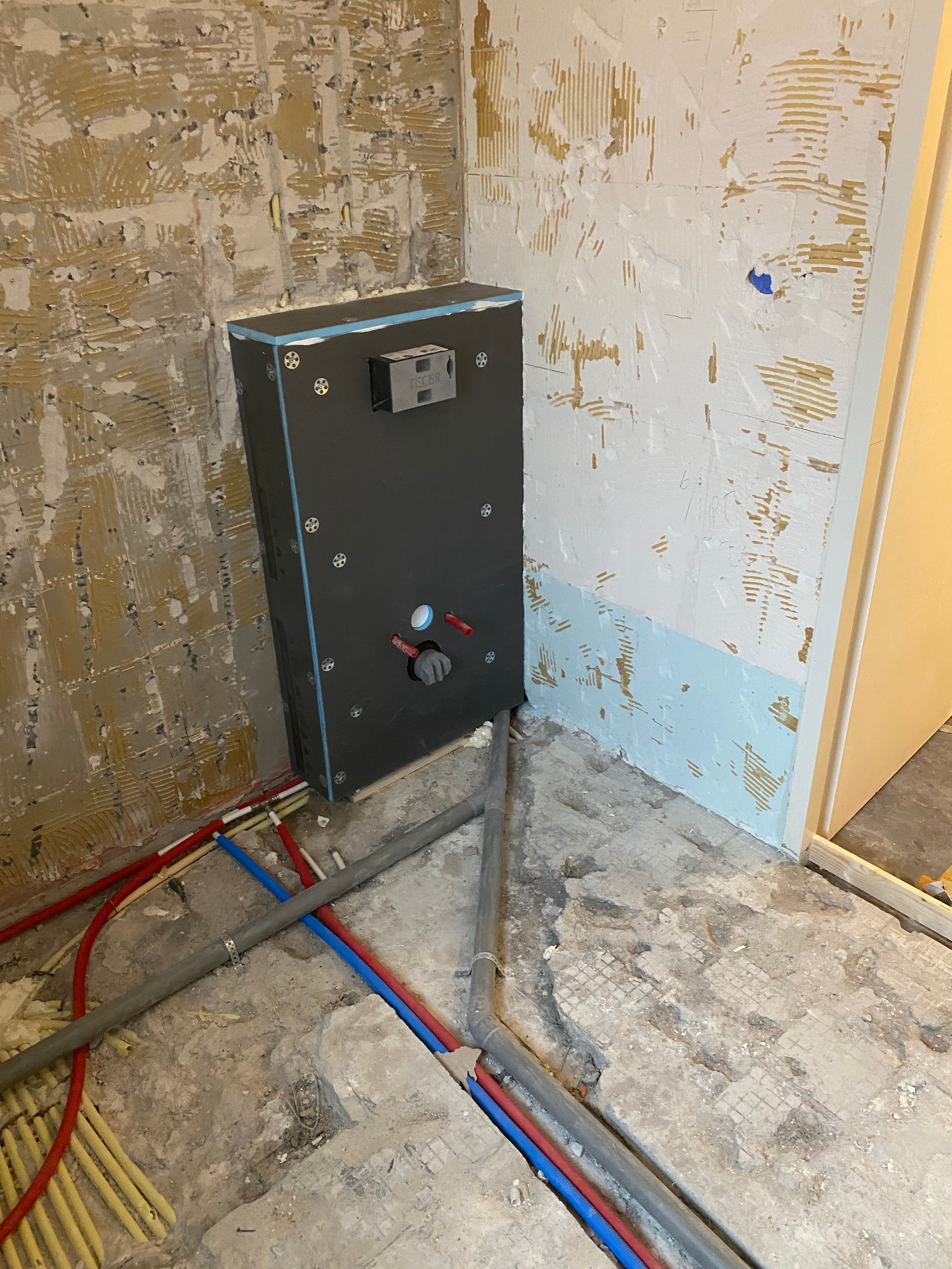Inbouwreservoir geplaatst