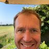 Man met bestelbus