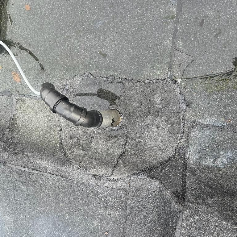 Dakdoorvoer: Nieuw doorvoerkanaal plaatsen