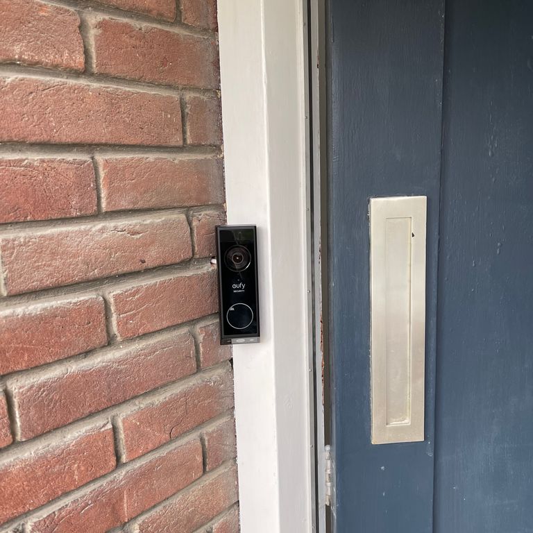 Intercom of deurbel: Installeren; Intercom met video