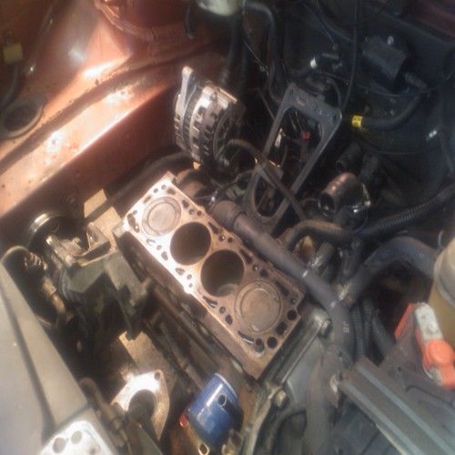 Daewoo Nubira 1.6 16klepper moet een nieuwe koppakking, Dokkum