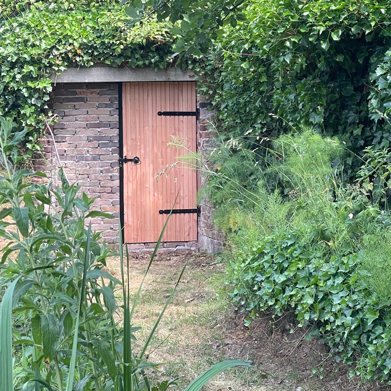 Buitendeur plaatsen: 1 deur; Nieuwe deur installeren, Bestaande deu...