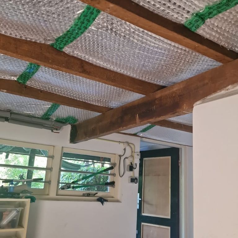Warmte isolatie: 55 m²; 3 kamers of meer