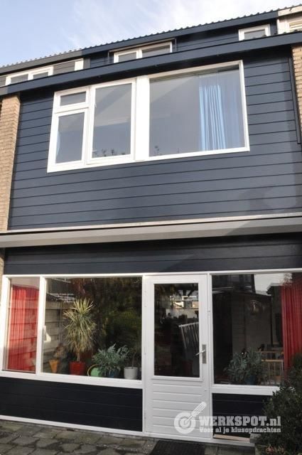 Schilderen kozijnen tussenwoning en versaliet gevel
