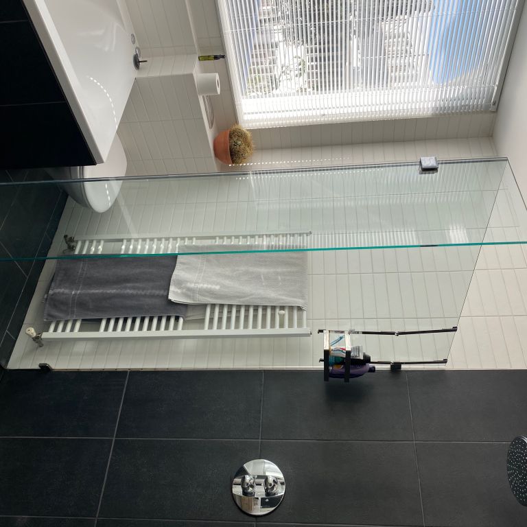 Badkamer: 7 m2; Reparaties