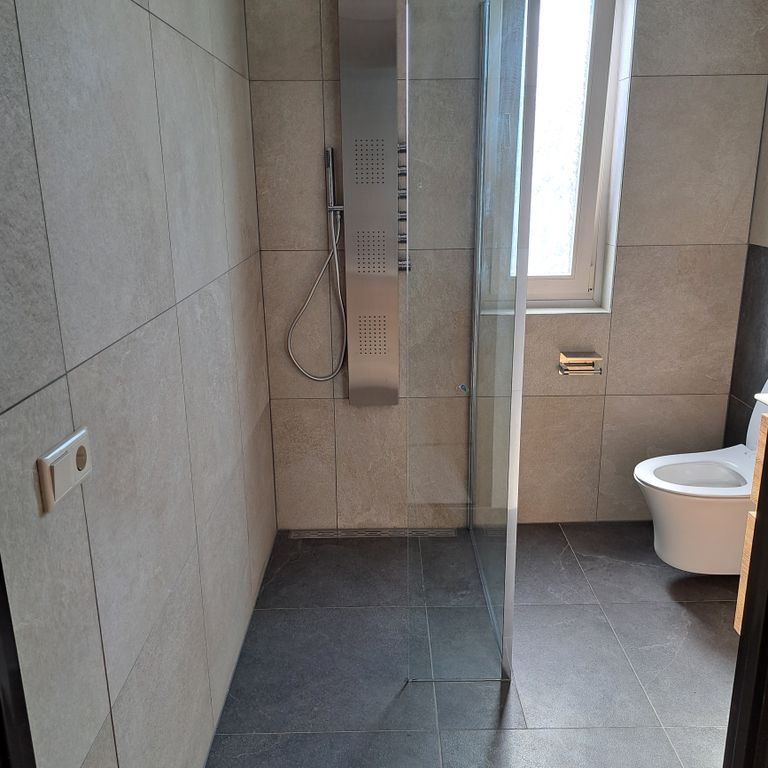 Sanitair plaatsen of vervangen: Douche, Toilet, Waterkraan, Badkame...
