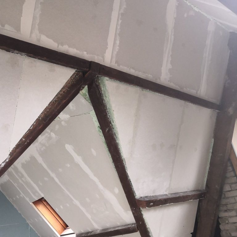 Warmte isolatie: 80 m²; 2 kamers