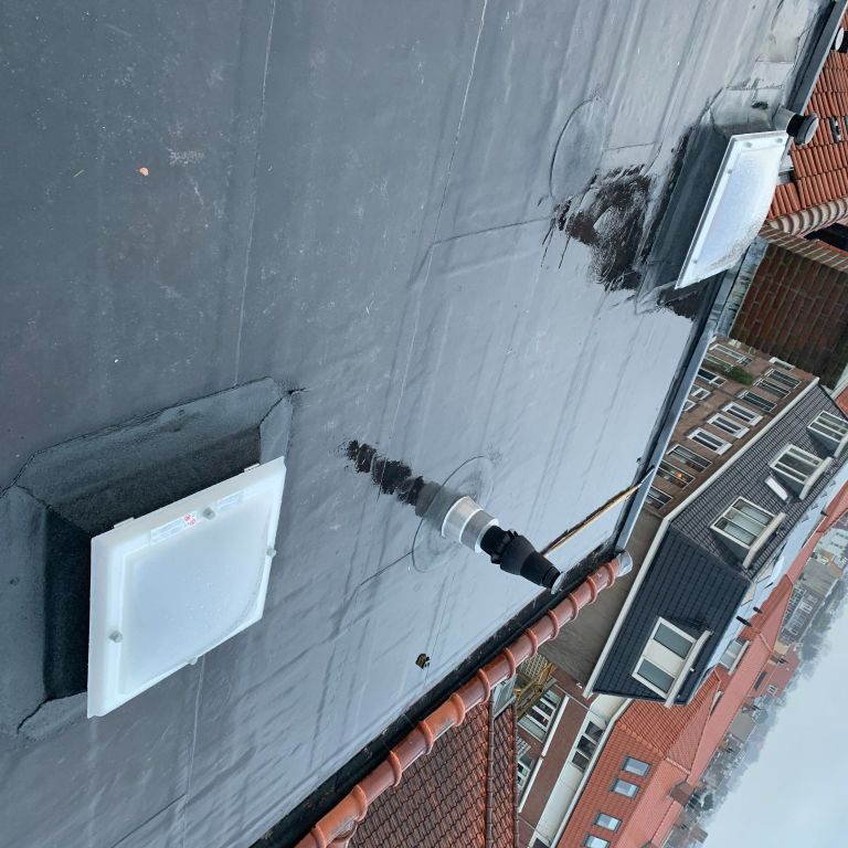 Dakrenovatie: 55 m²; Dakrenovatie; Plat dak