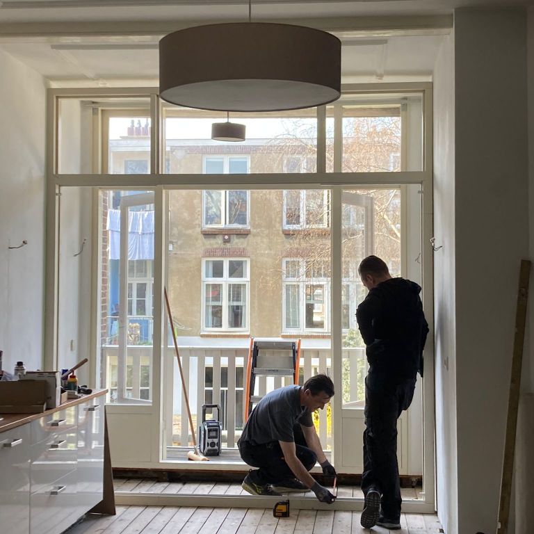 Balkondeuren: 2 puien; Aanschaf van de pui, Installeren, Verwijderen