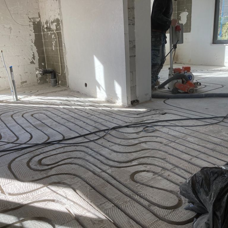 Vloer verwarming: 70 m2; Huidige vloerverwarming vervangen