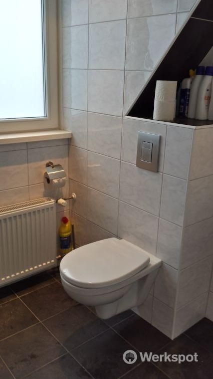 Oude badkamer en toilet verbouwen
