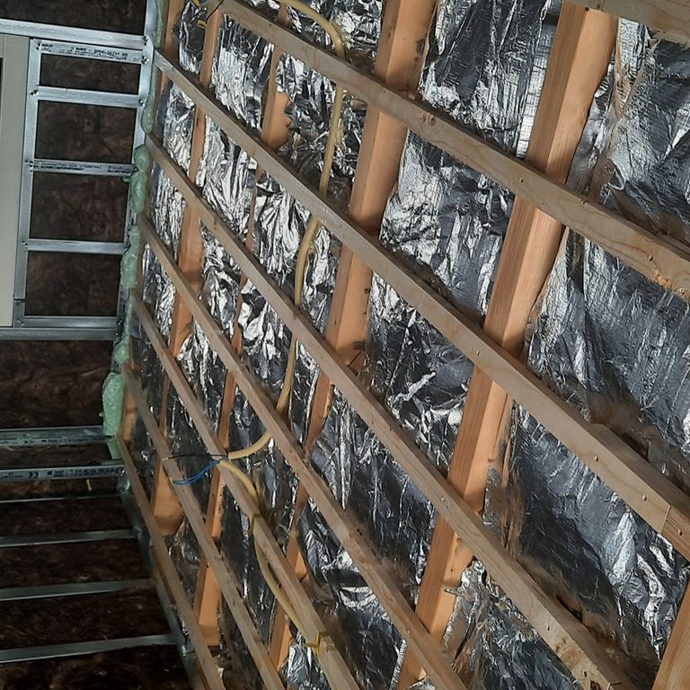 Warmte isolatie: 18 m²; 1 kamer