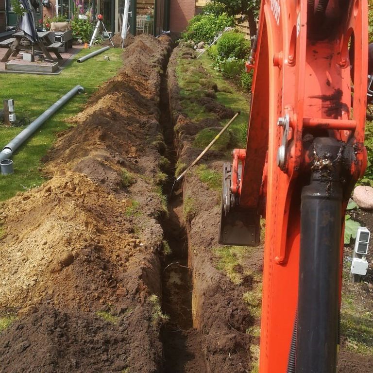Waterleiding en riolering: Nieuwe leiding aanleggen; Toilet, Leidin...