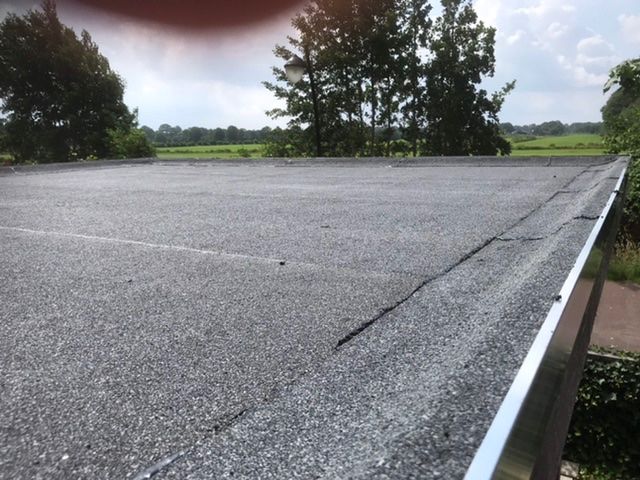 Dakrenovatie: 24 m2; Dak vervangen; Plat dak