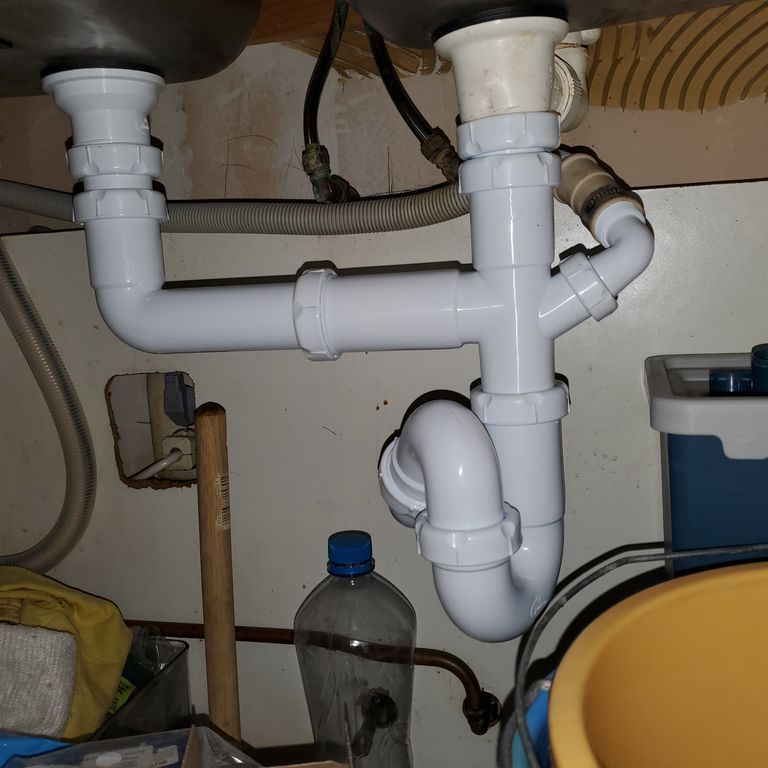Waterleiding en riolering: Dubbele wasbak afvoer/sifon keuken verni...