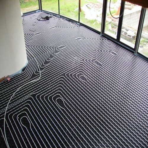 Leveren en plaatsen van vloerverwarming en 8 cm isolatieplaten, Zwi...
