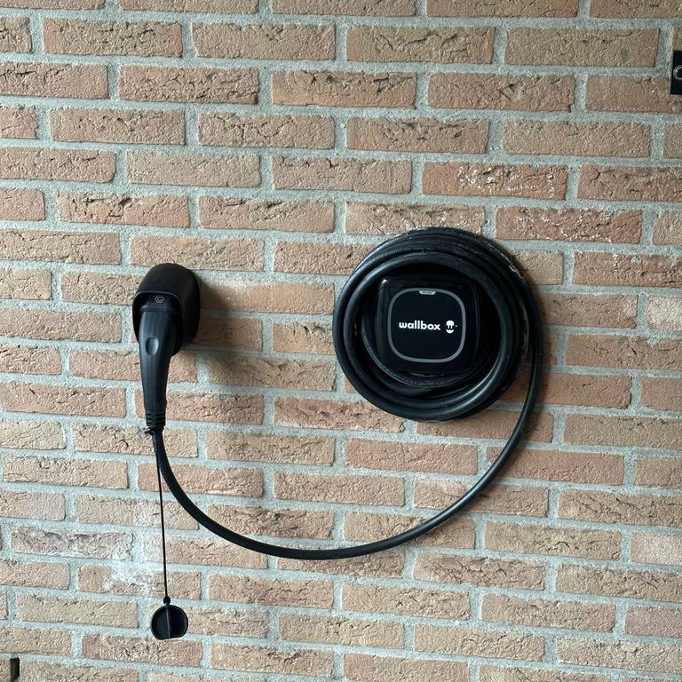 Elektrische laadpaal: Installatie