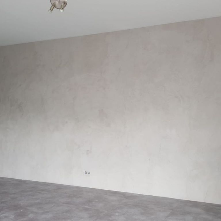Betonlook muur verven
