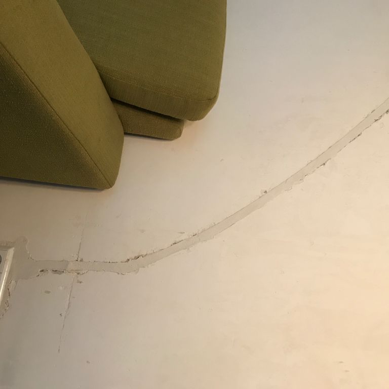 Schakelaars of stopcontacten: 5 stopcontacten; Verplaatsen
