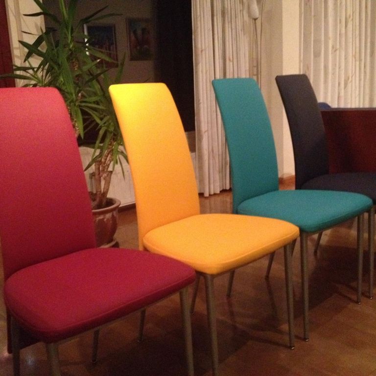 Stoffering 8 eetkamerstoelen