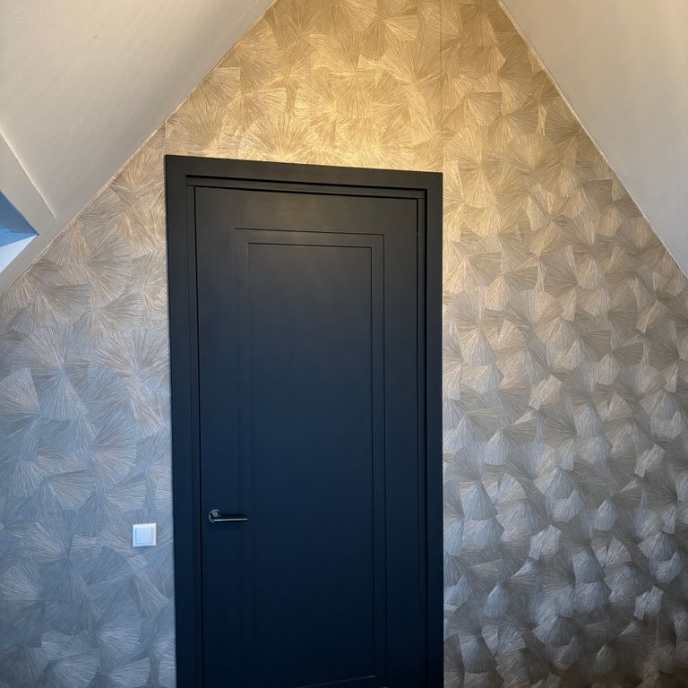 Behangen: 7 m²; Behang aanbrengen