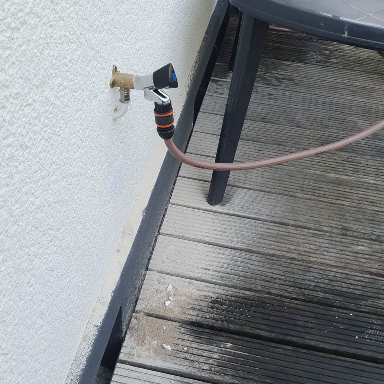 Waterleiding en riolering: Nieuwe leiding aanleggen; Leidingen of a...