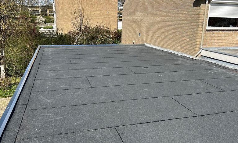 Dakrenovatie: 25 m²; Dakrenovatie; Plat dak