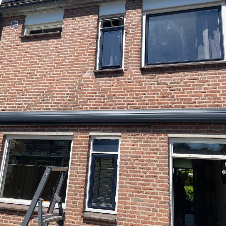 Zonwering: 1 scherm; Installeren