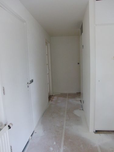 plafond en muren woonkamer,  keuken en gang schilderen