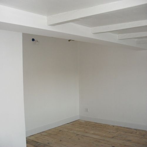 Bovenverdieping behangen en schilderen, Velp