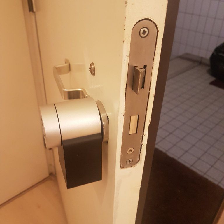 Sloten: 1 slot; Nieuw slot plaatsen