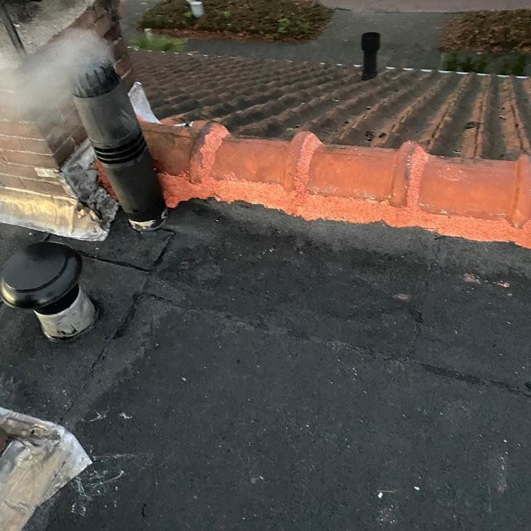 Dak of dakgoot repareren: 8 m²; Dak; Reparaties