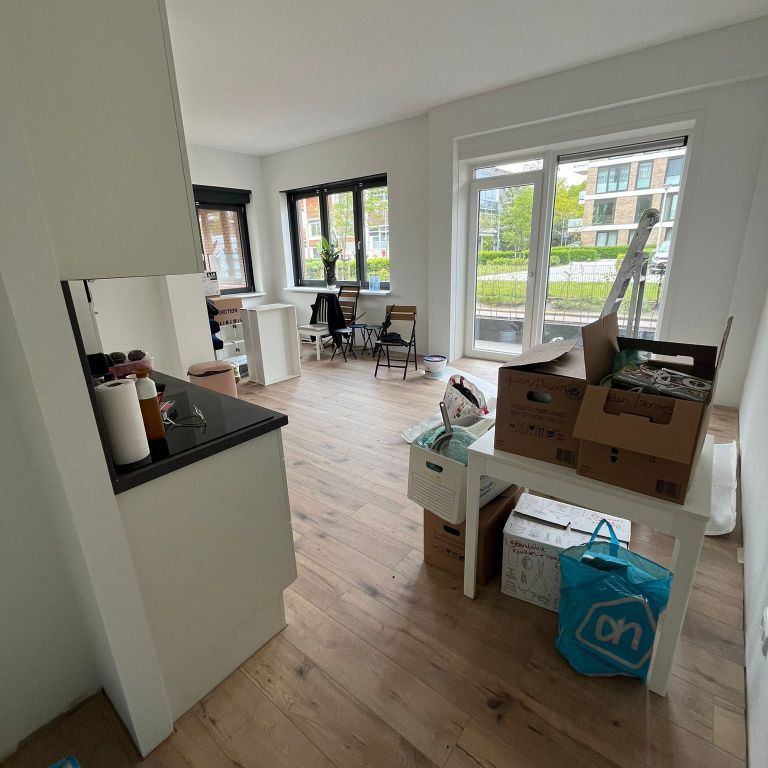 Binnenschilderwerk: Slaapkamer(s), Woonkamer, Keuken, Gang