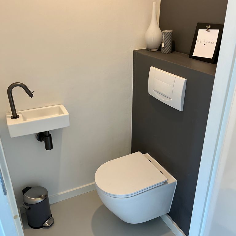 Sanitair plaatsen of vervangen: Toilet; Sanitair vervangen