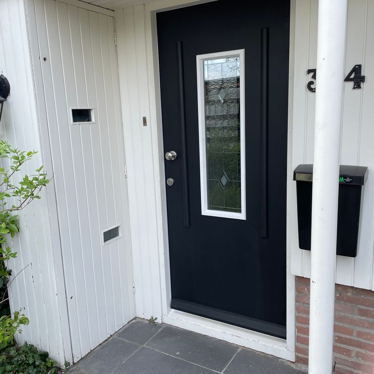 Buitendeur repareren: 1 deur; Voordeur