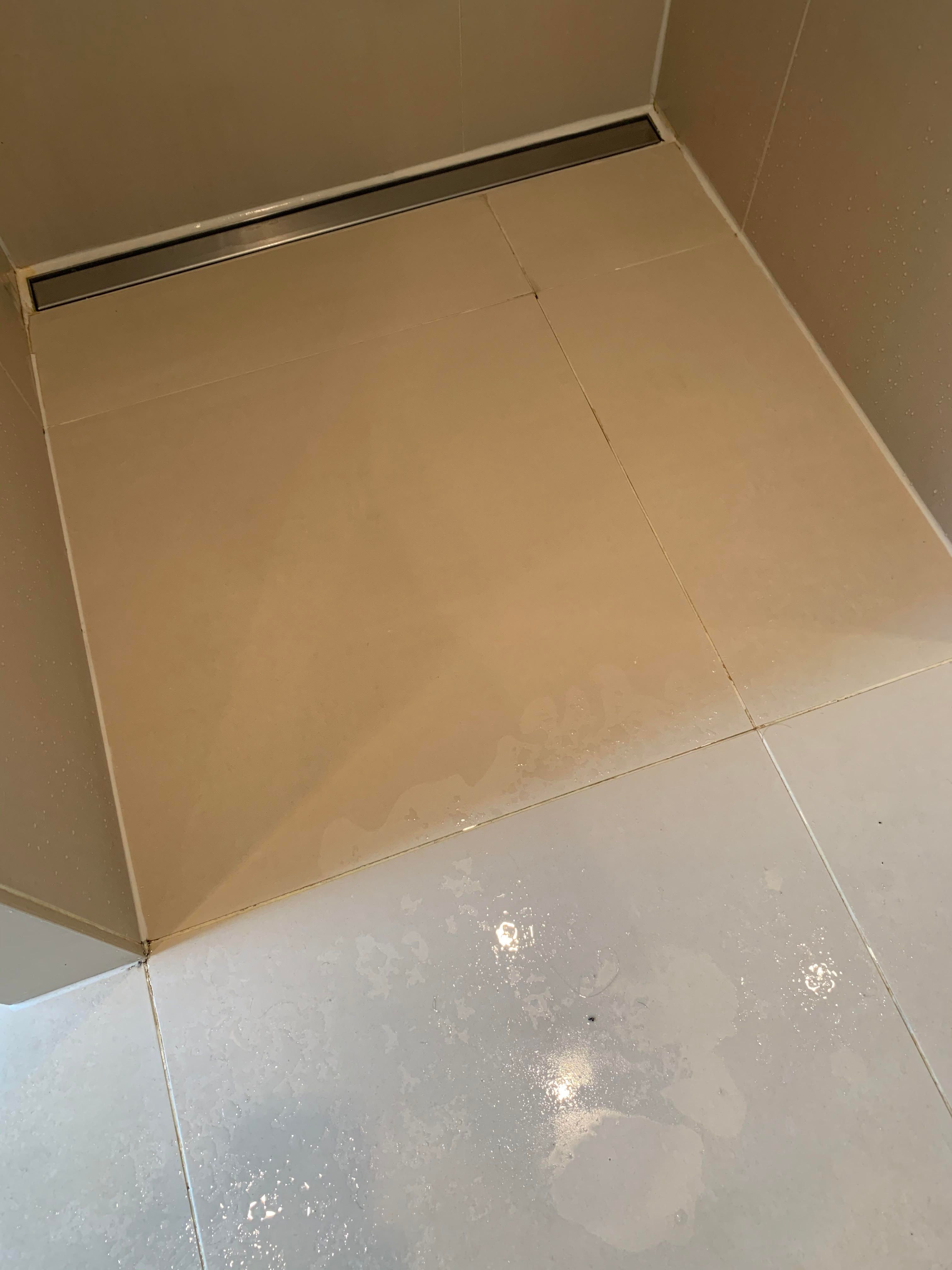 Geef Je Badkamer Nieuw Leven Met Voegen Reparatie