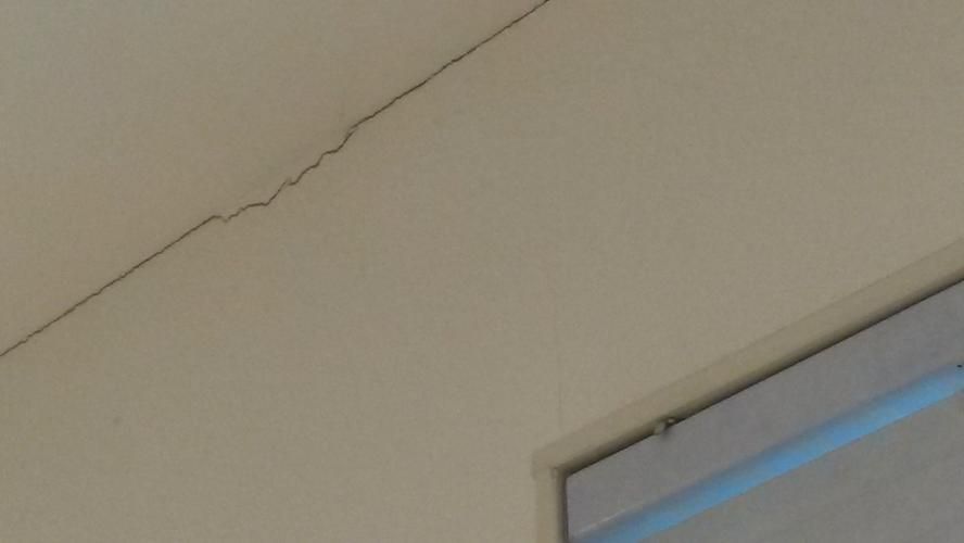 kitten douchecabine + sierlijst plafondwand Werkspot