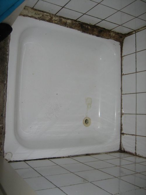 Douche cabine opnieuw afkitten, Den Haag Werkspot