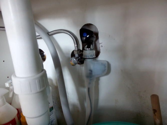 Chemicaliën Wardianzaak inrichting Repareren kraan vaatwasser in keuken - Werkspot
