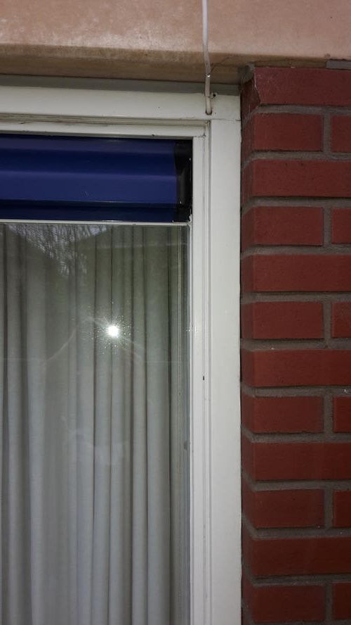 Lekkage door het kozijn bij harde wind en regen Werkspot