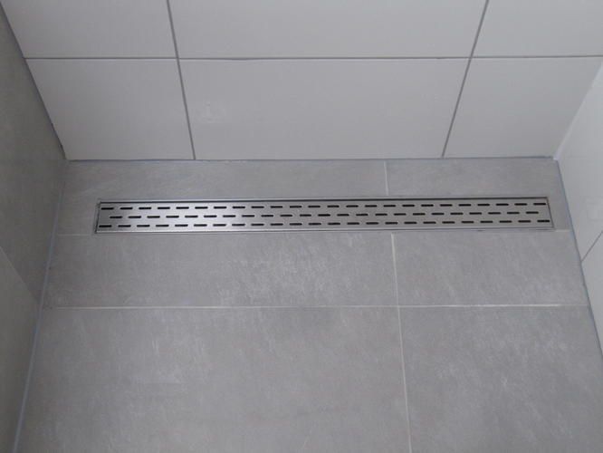 Opnieuw aanleggen afvoer douche en laten doorlopen wastafels Werkspot